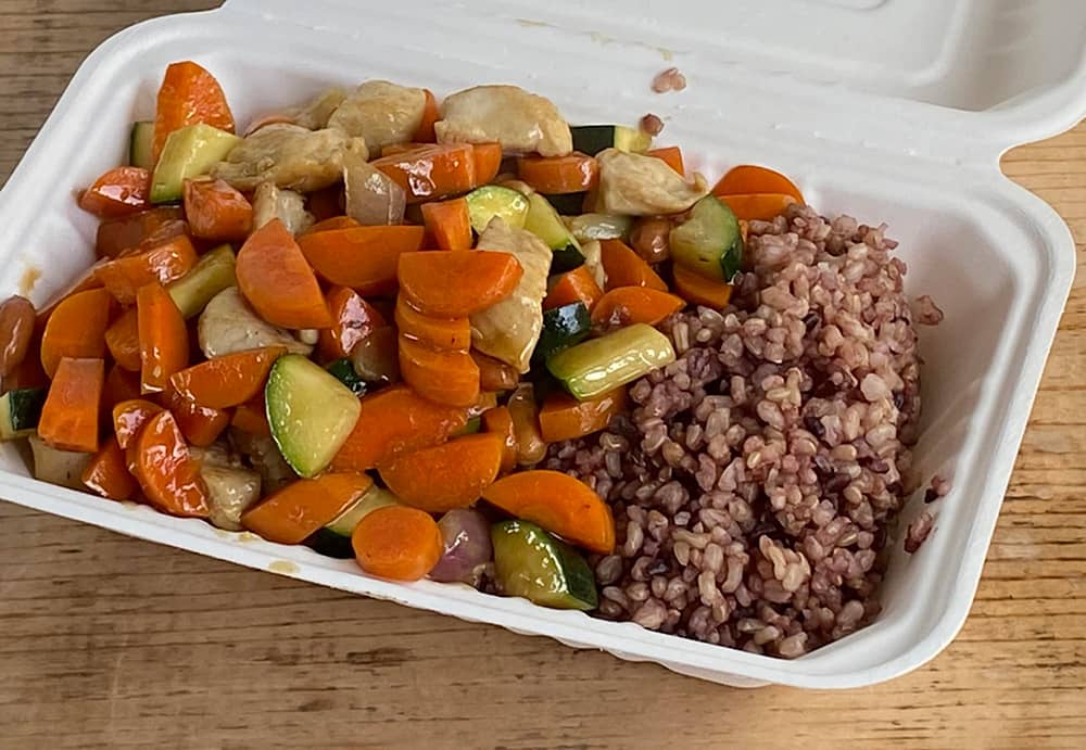 A photo of Chinese Gong Bao Chicken